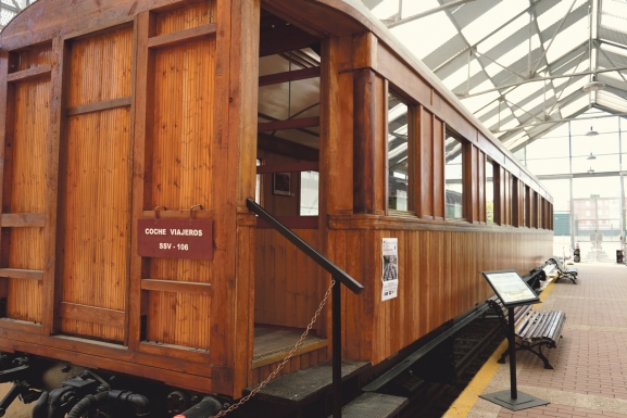 Todo lo que cabe en el vagón SSV-106 en el Museo del Ferrocarril de Venta de Baños