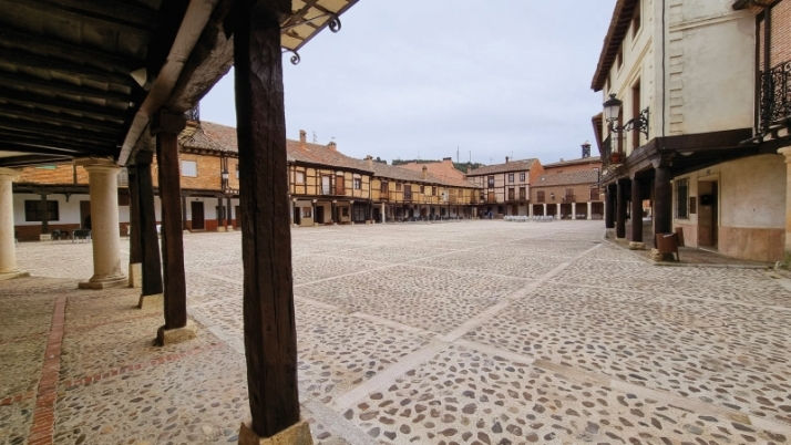 Vista de la Plaza Vieja, Saldaña