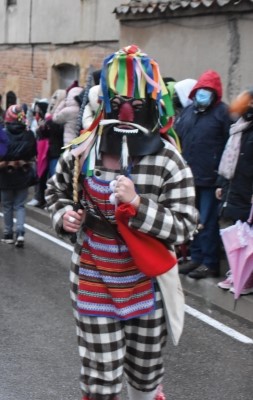 Ejemplo del atuendo empleado en las Mascaradas de Zamora